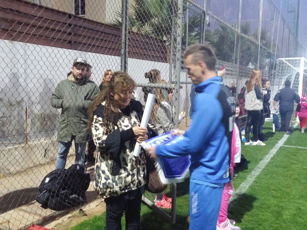 ^59220E65B5AB8570690D10BDD6D3BCE61CF36FC9FE987E68B4^pimgpsh_fullsize_distr